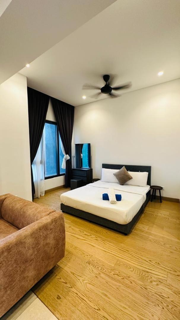 Lucentia Residents At Bbcc Lalaport Bukit Bintang Apartment Kuala Lumpur Exterior photo